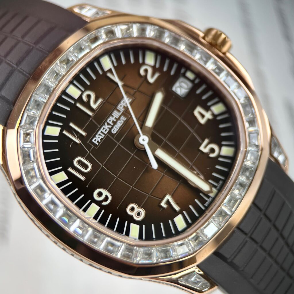 Patek Philippe Aquanaut 5167R Super Clone Watch Gold Wrapped Moissanite 40mm - Image 4