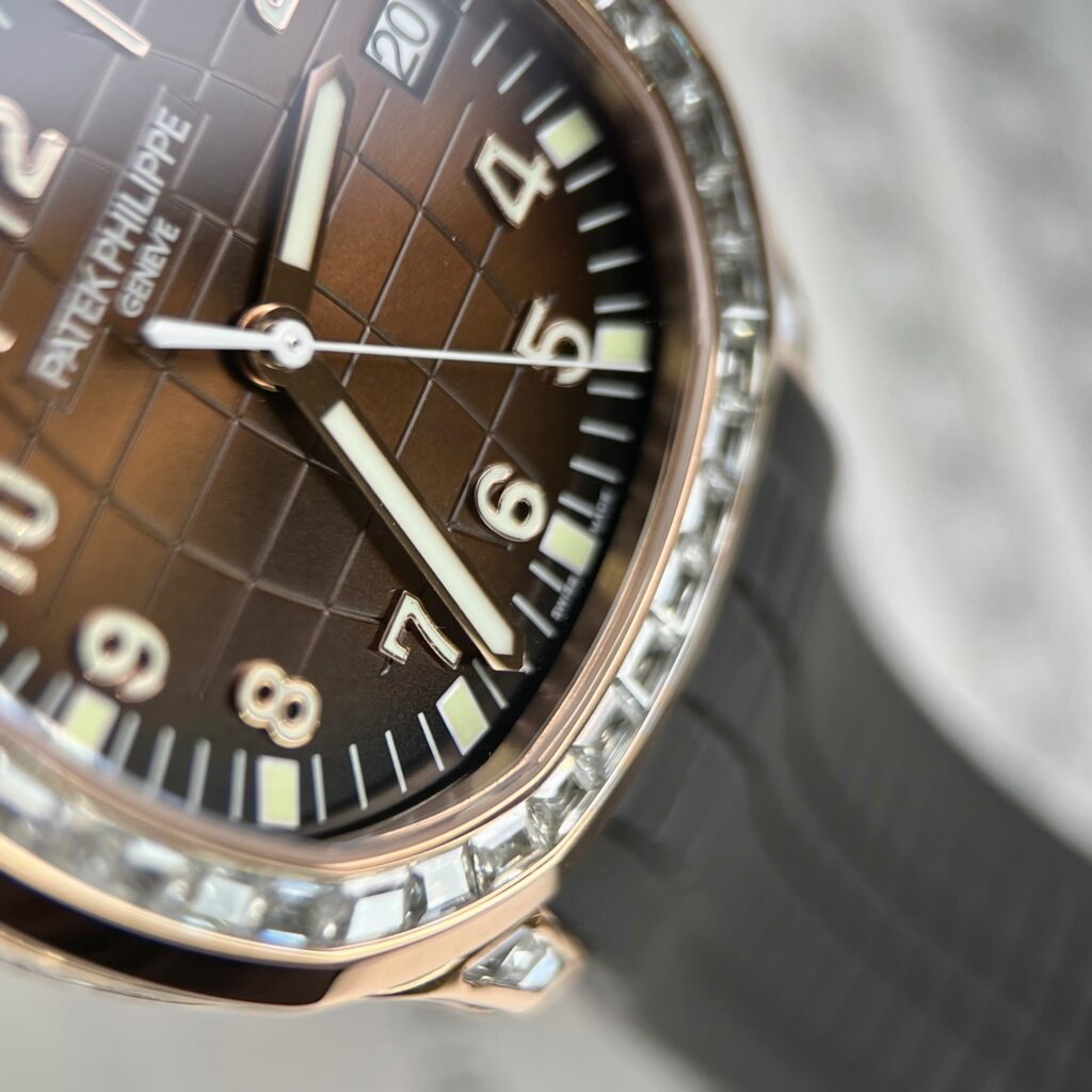 Patek Philippe Aquanaut 5167R Super Clone Watch Gold Wrapped Moissanite 40mm - Image 6
