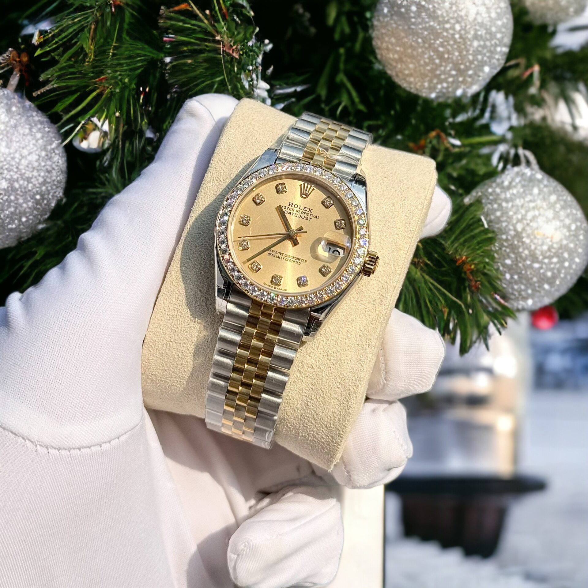 Rolex DateJust Super Clone Watch With Moissanite Diamonds Yellow Dial 31mm - Image 5