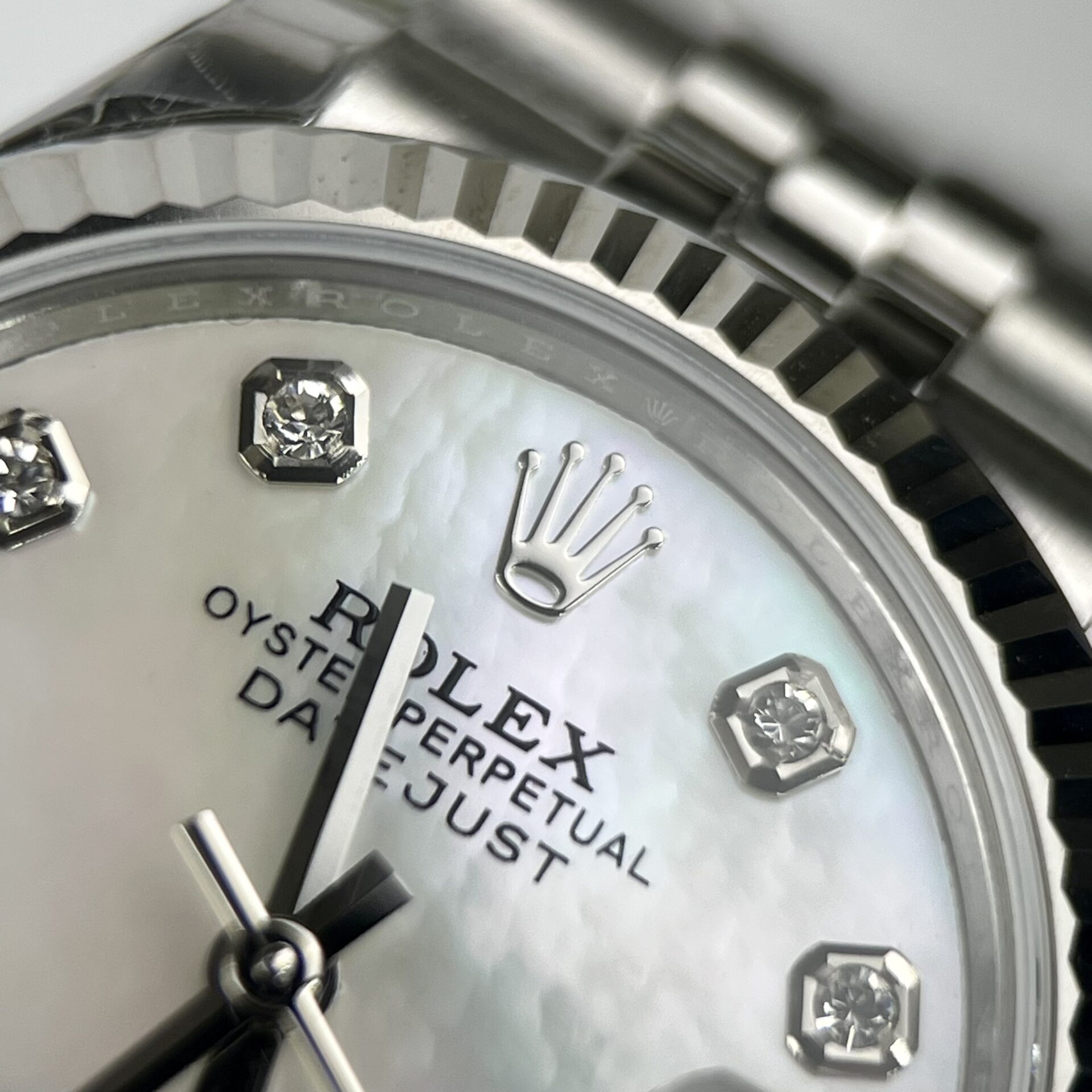 Rolex DateJust Super Clone Watch Mother of Pearl Dial Jubilee Strap 31mm - Image 3
