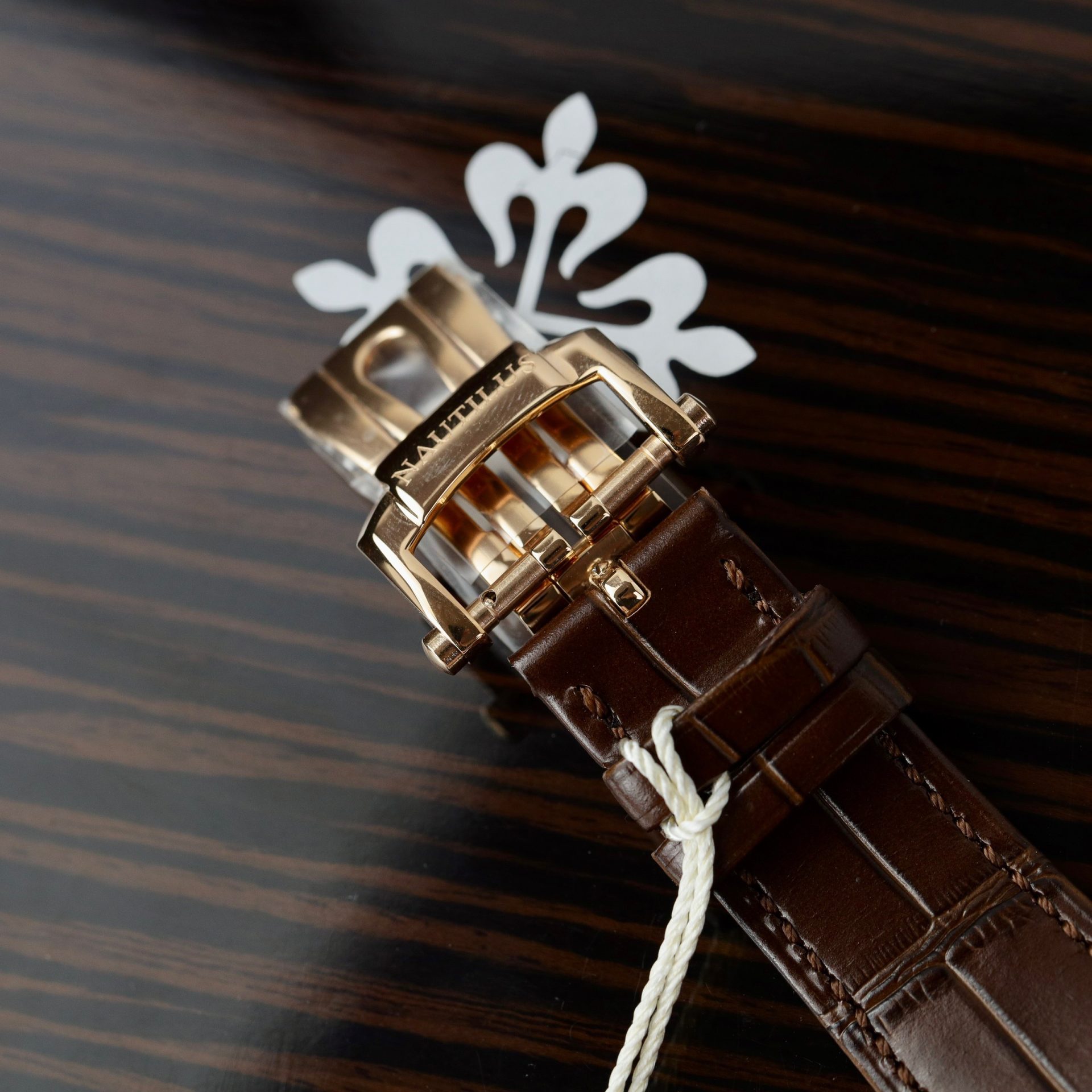 Patek Philippe Replica Watch Nautilus 5712R Rose Gold PPF Factory 40mm - Image 11