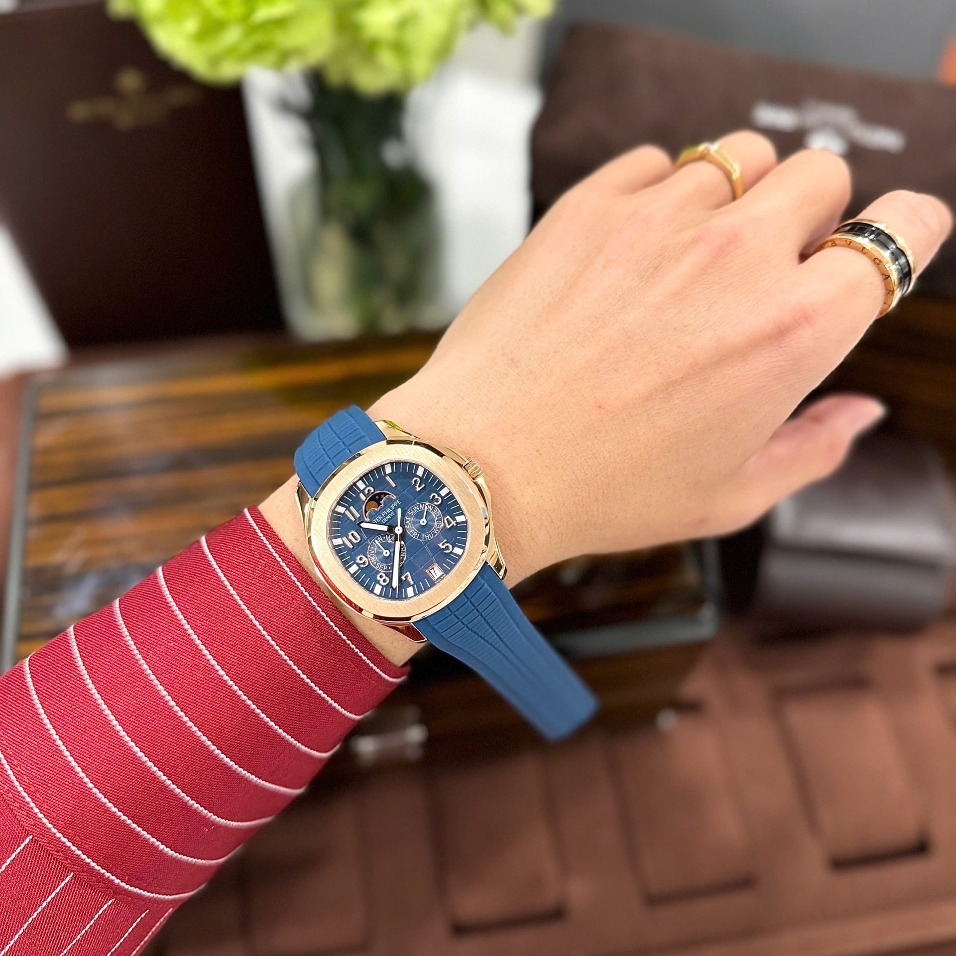 Patek Philippe Aquanaut 5261R Super Clone Best Quality Blue Dial Rubber Strap 40mm - Image 9