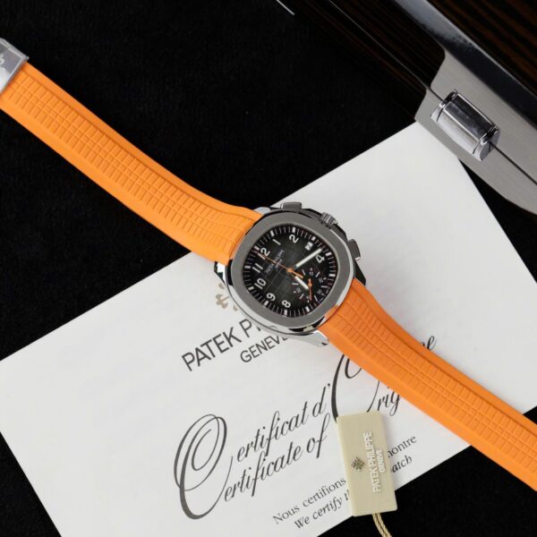 Dong Ho Patek Philippe Aquanaut 5968A Replica 11 Day Cao Su Mau Cam 42 1 1