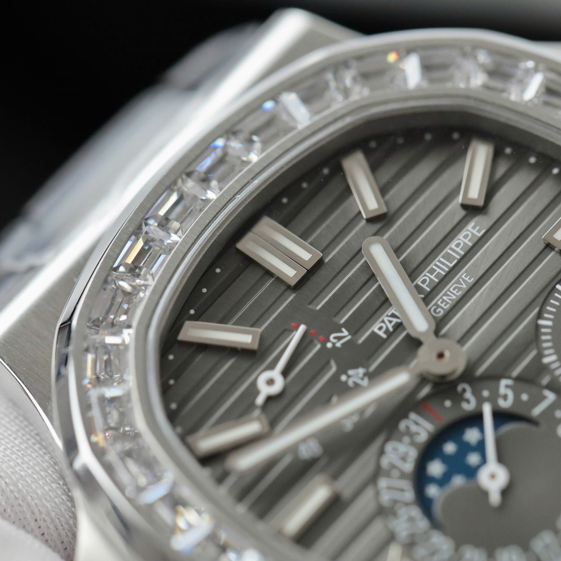Patek Philippe Super Clone Nautilus 5724 Gray Dial Leather Strap PPF Factory 40mm - Image 6