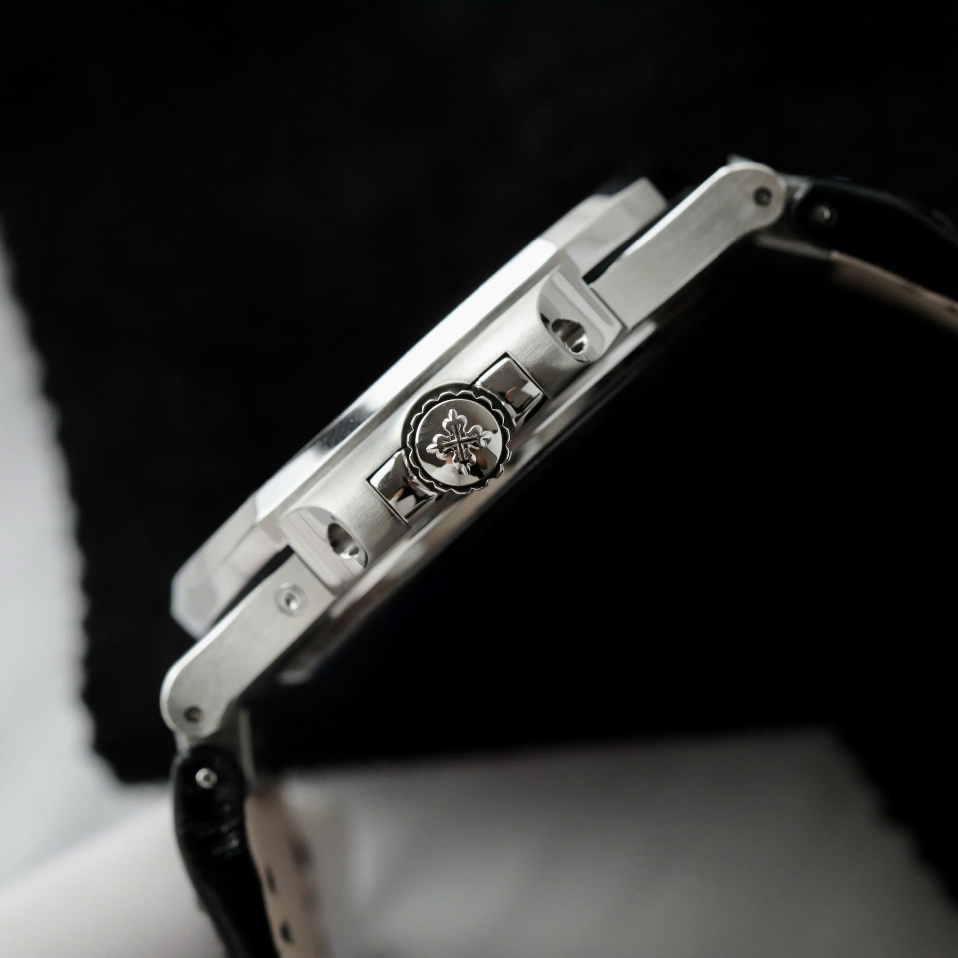 Patek Philippe Super Clone Nautilus 5724 Gray Dial Leather Strap PPF Factory 40mm - Image 7