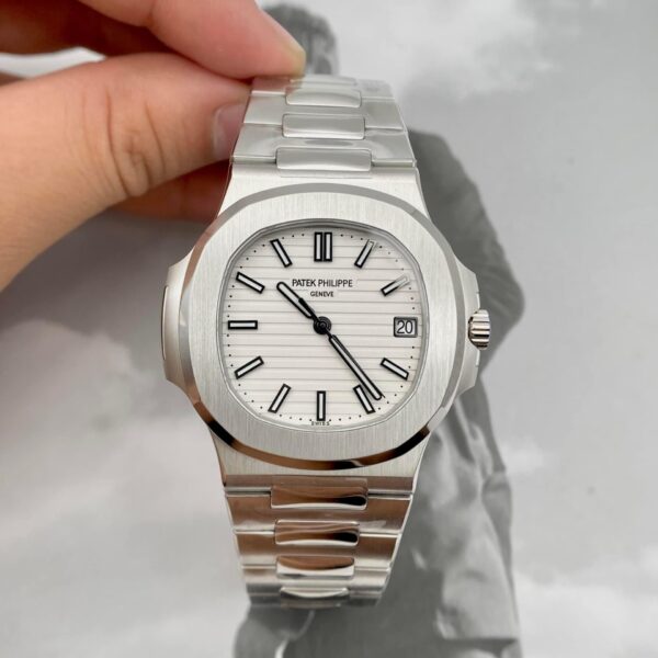 Dong Ho Patek Philippe Nautilus 5711 Mat Trang Replica 3KF 40mm 2 1