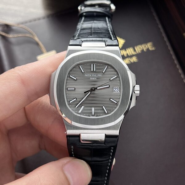 Dong Ho Patek Philippe Nautilus 5711 Replica 11 Mat Xam 3K 40mm 6 1