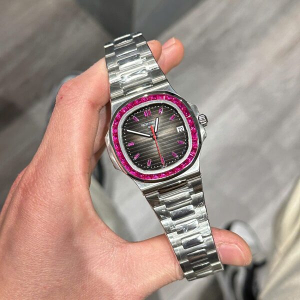 Dong Ho Patek Philippe Nautilus 5711 Replica 11 Vien Dinh Ruby Do 40mm 4 1