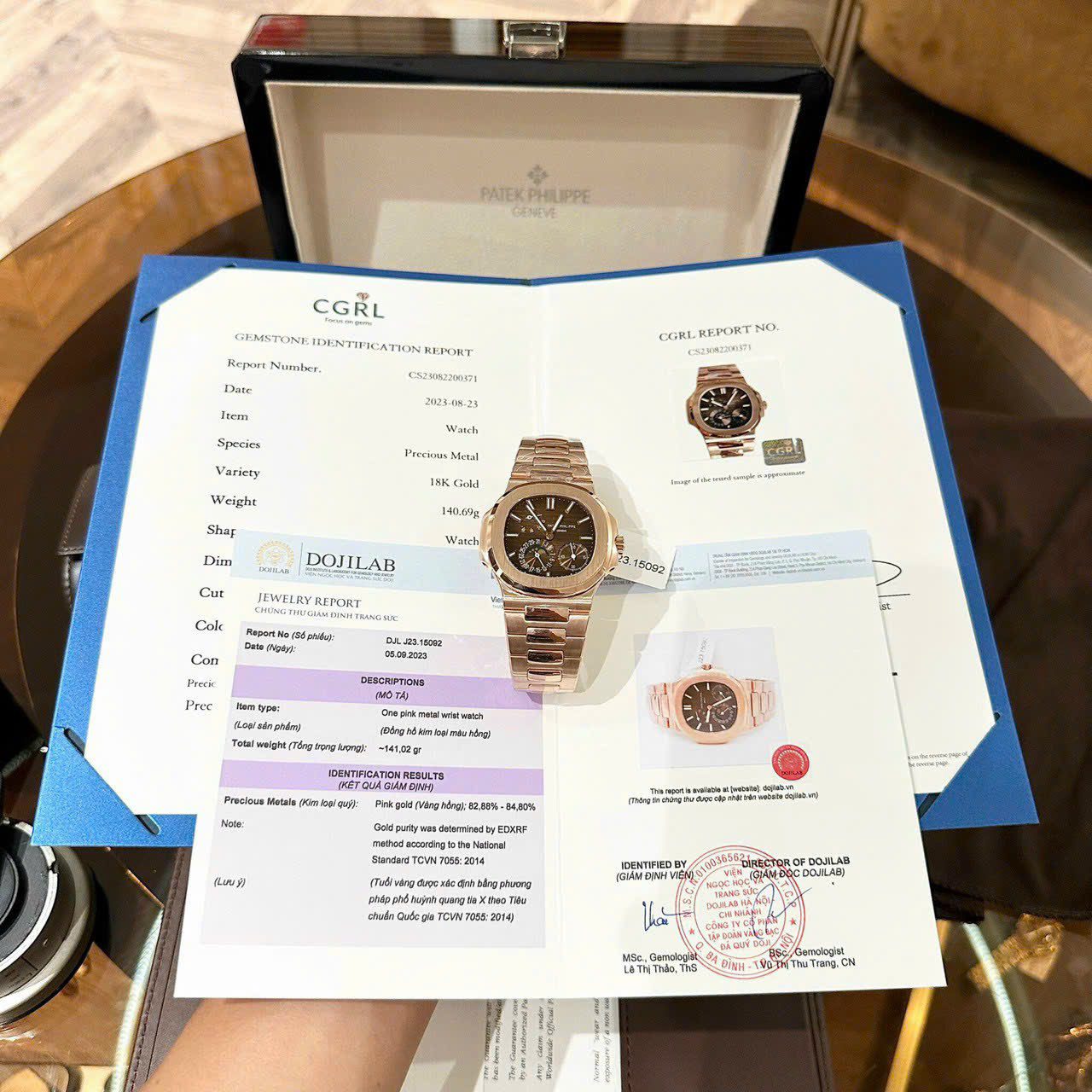 Patek Philippe Nautilus 5712 Gold Wrapped Chocolate Dial GRF 40mm Super Clone