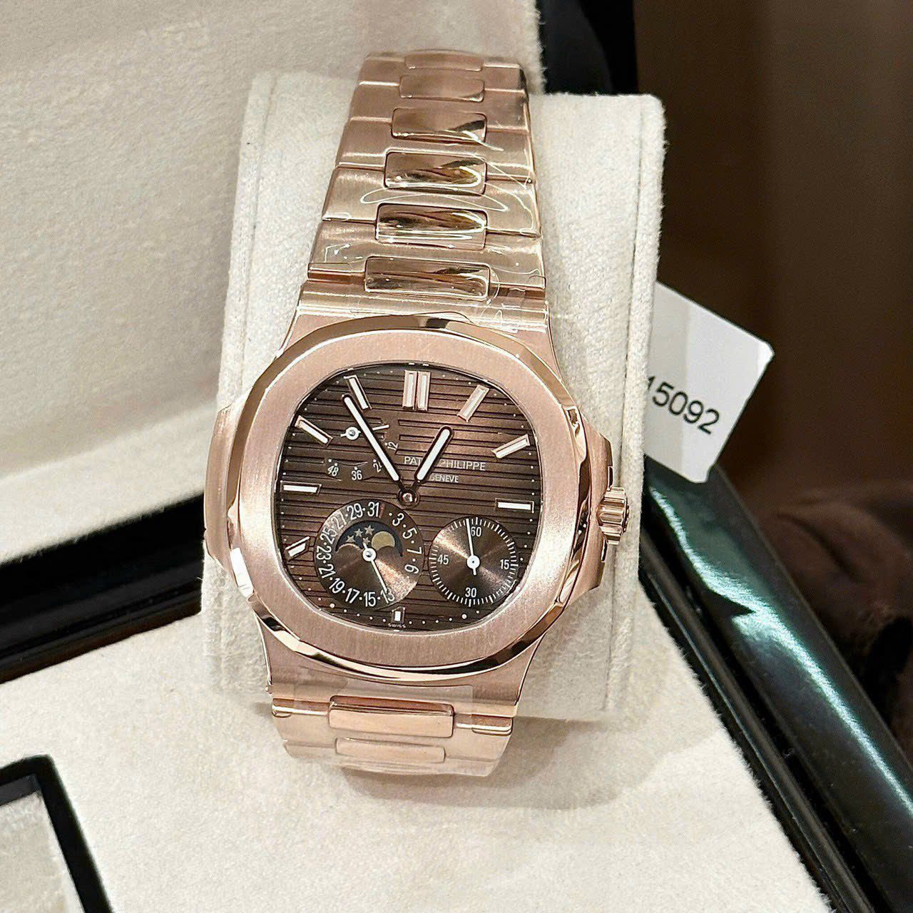 Patek Philippe Nautilus 5712 Gold Wrapped Chocolate Dial GRF 40mm Super Clone - Image 5