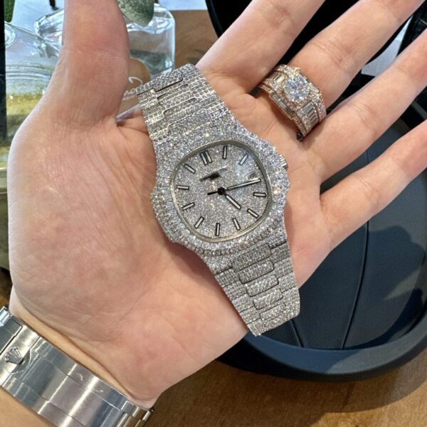 Dong Ho Patek Philippe Nautilus 5719 Dinh Full Da Fake Cao Cap 40mm 1 1