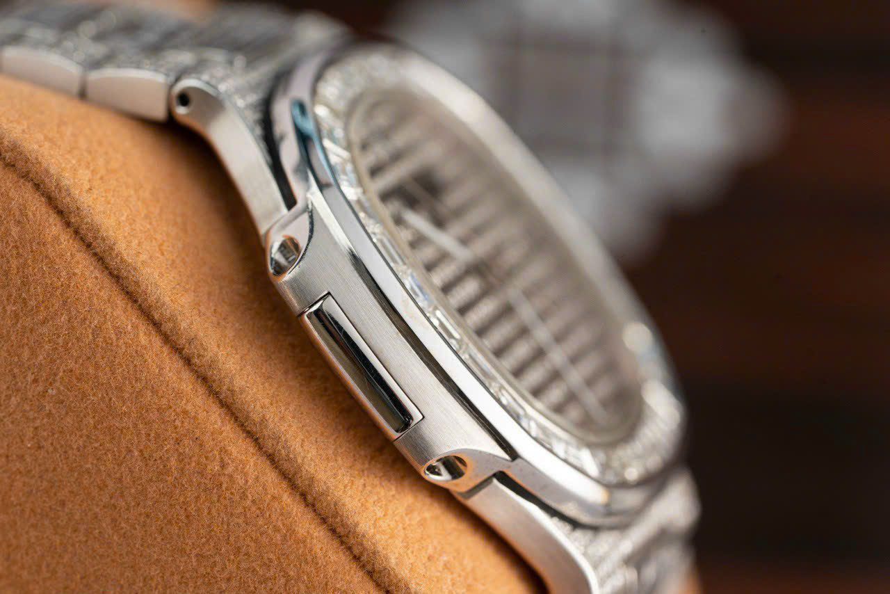 Patek Philippe Super Clone Watch Nautilus 5719 Full Diamonds Baguette 40mm - Image 9