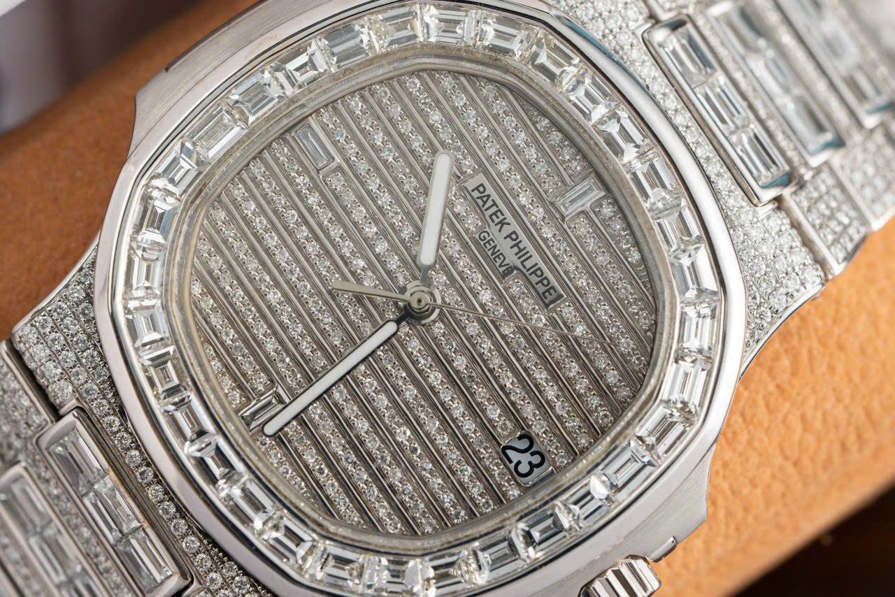 Patek Philippe Super Clone Watch Nautilus 5719 Full Diamonds Baguette 40mm - Image 7