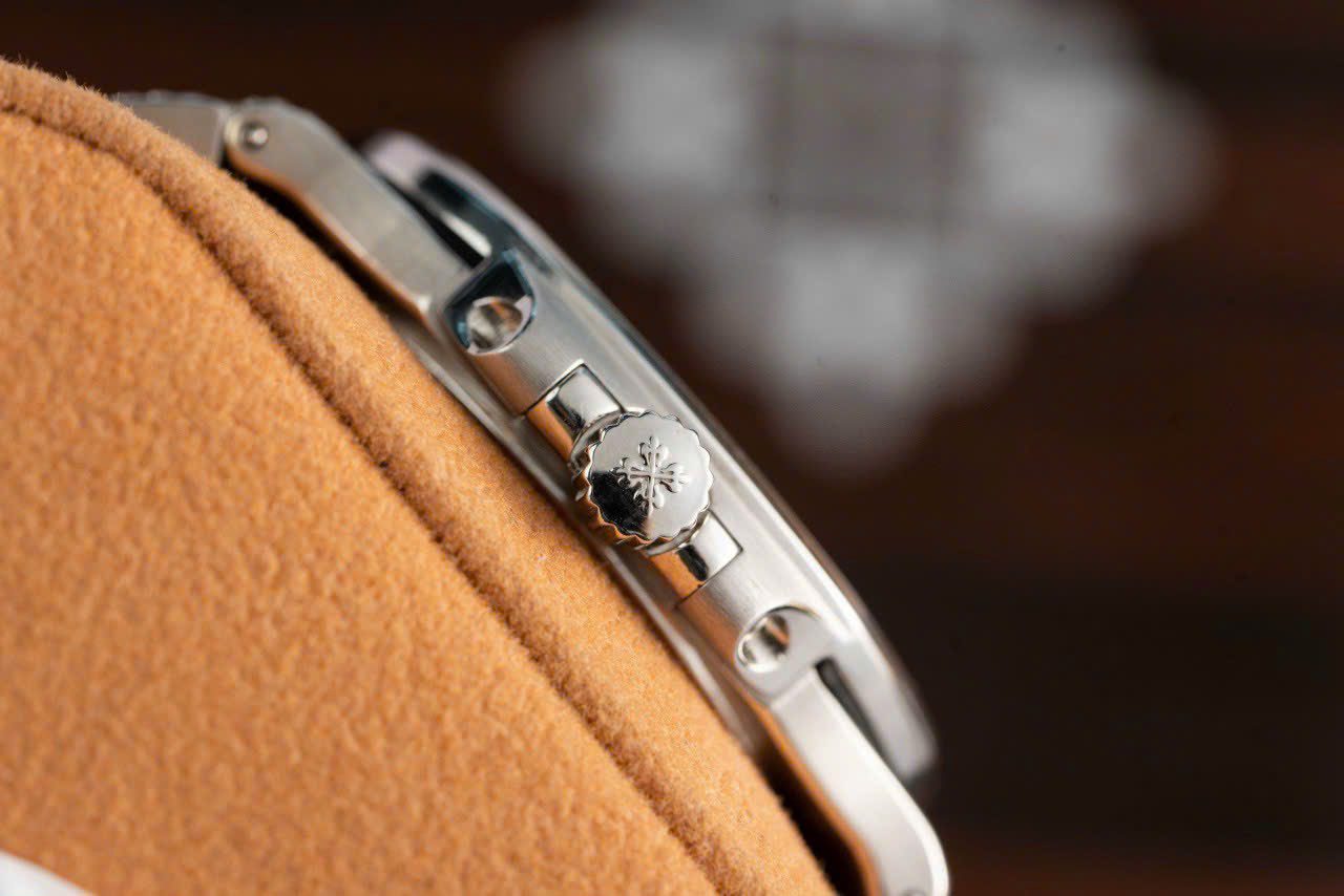 Patek Philippe Super Clone Watch Nautilus 5719 Full Diamonds Baguette 40mm - Image 8