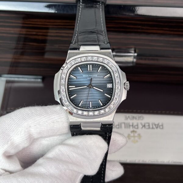 Dong Ho Patek Philippe Nautilus 5723 Replica 11 Day Da Nam 40mm 4 1