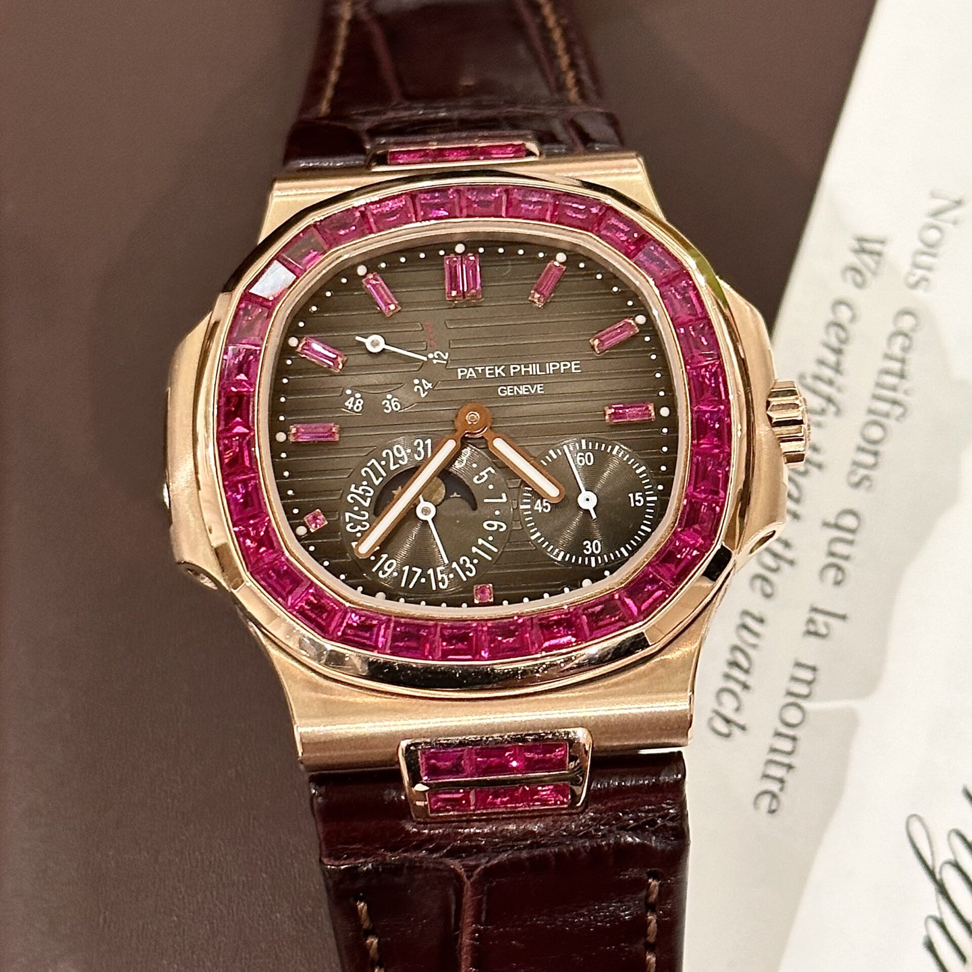 Patek Philippe Nautilus 5724 Gold Wrapped With Ruby Bezel 40mm Super Clone - Image 3