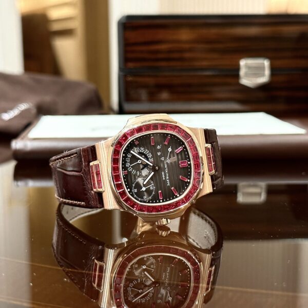 Dong Ho Patek Philippe Nautilus 5724 Boc Vang Do Da Ruby Do 40mm 6 1
