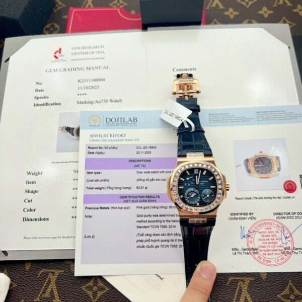 Dong Ho Patek Philippe Nautilus 5724R Boc Vang Dinh Moissanite 1