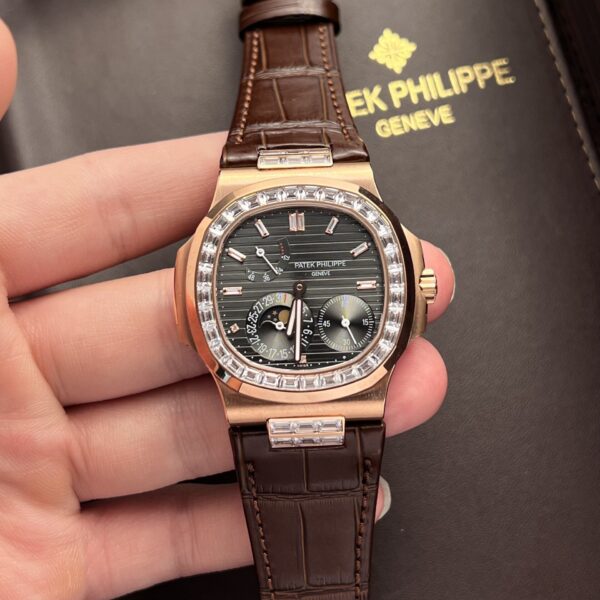 Dong Ho Patek Philippe Nautilus 5724R Mat So Xam Nha May GR 40mm 8 1