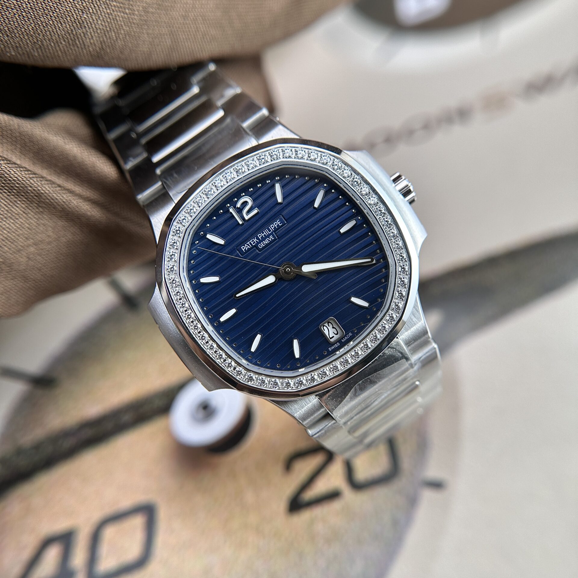 Patek Philippe Nautilus 7118 Super Clone Watch Blue Dial Stone Bezel 35.2mm - Image 2