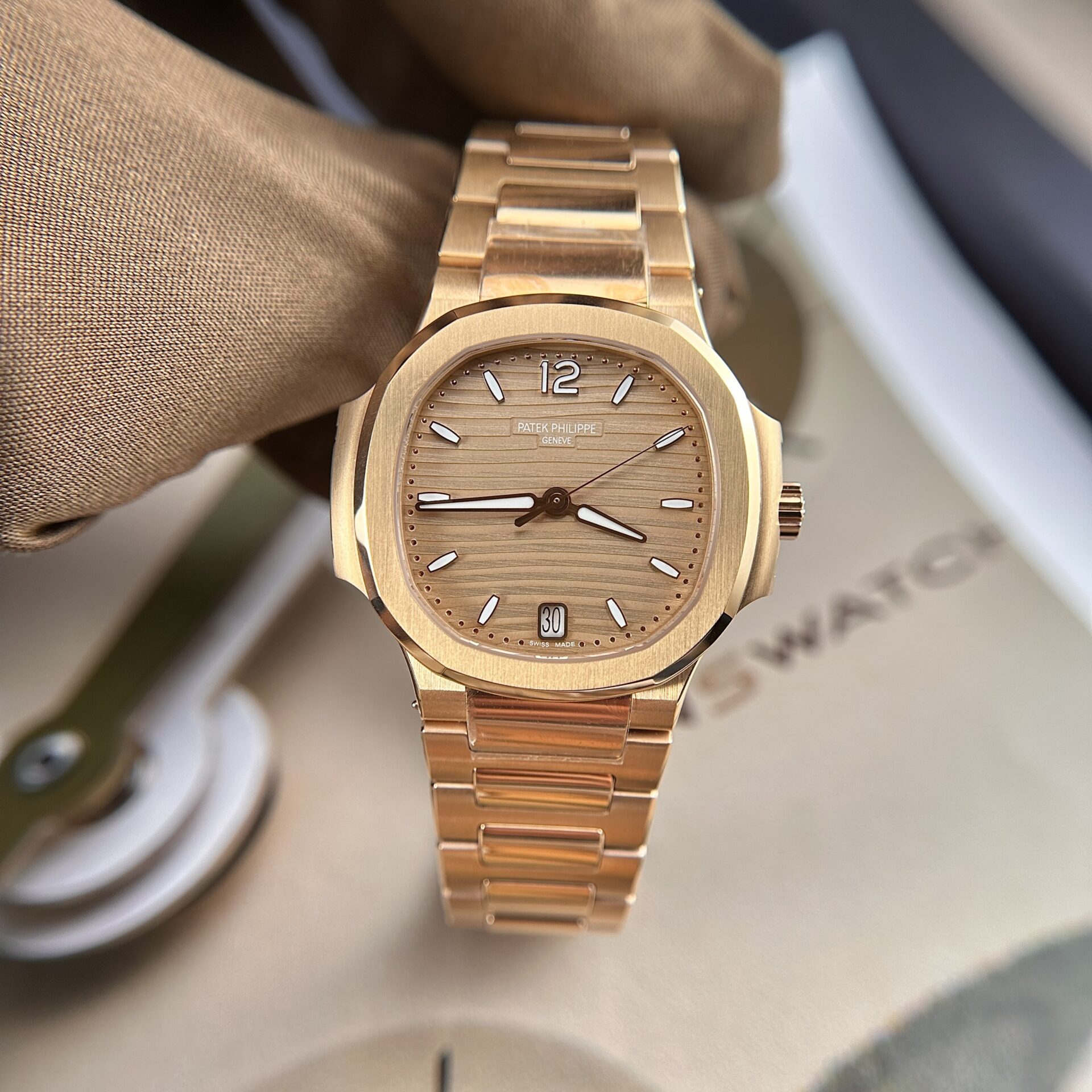 Patek Philippe Nautilus 7118 Super Clone Watch Rose Gold 3K Factory 35.2mm