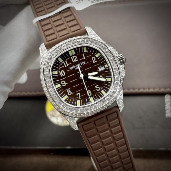 Dong Ho Patek Philippe Nu Dinh Kim Cuong Moissanite Aquanaut 5067 2 1