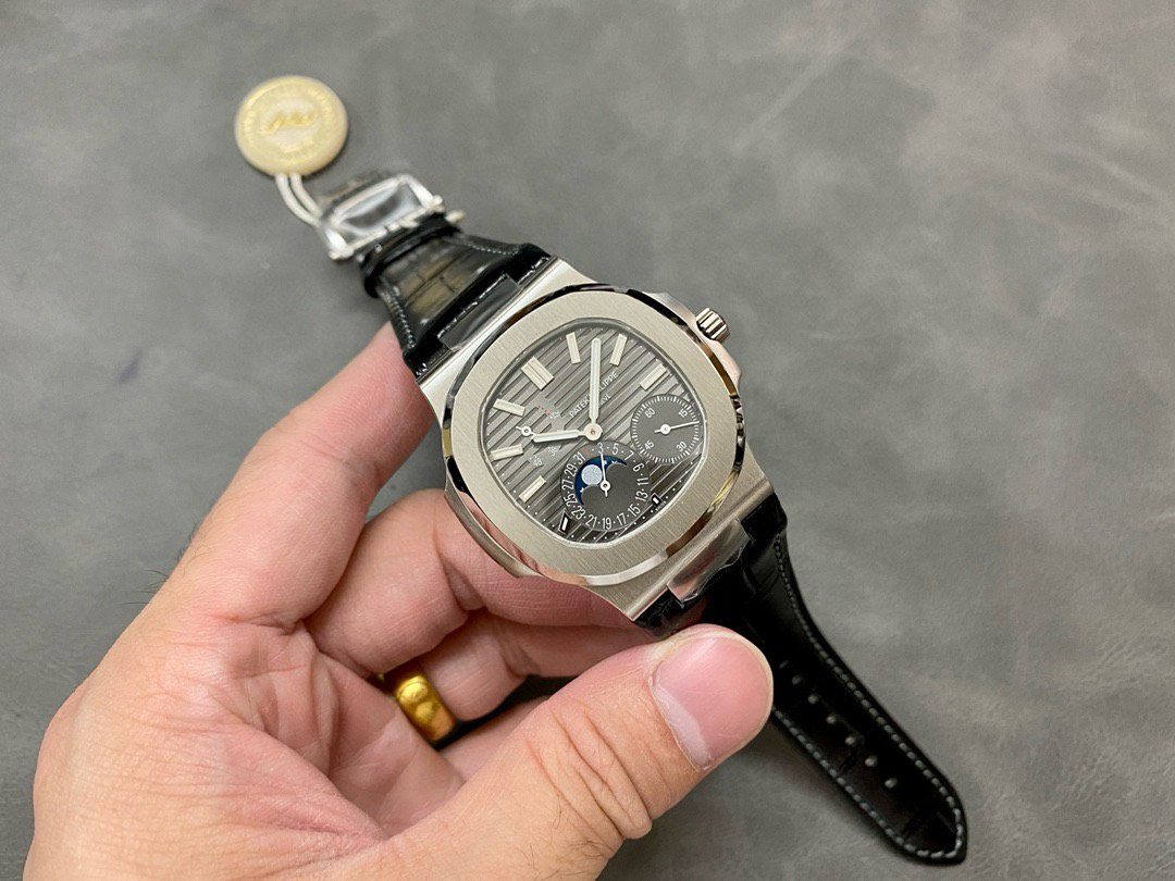 Patek Philippe Super Clone Watch Nautilus 5712 Gray Dial Leather Strap PPF 40mm