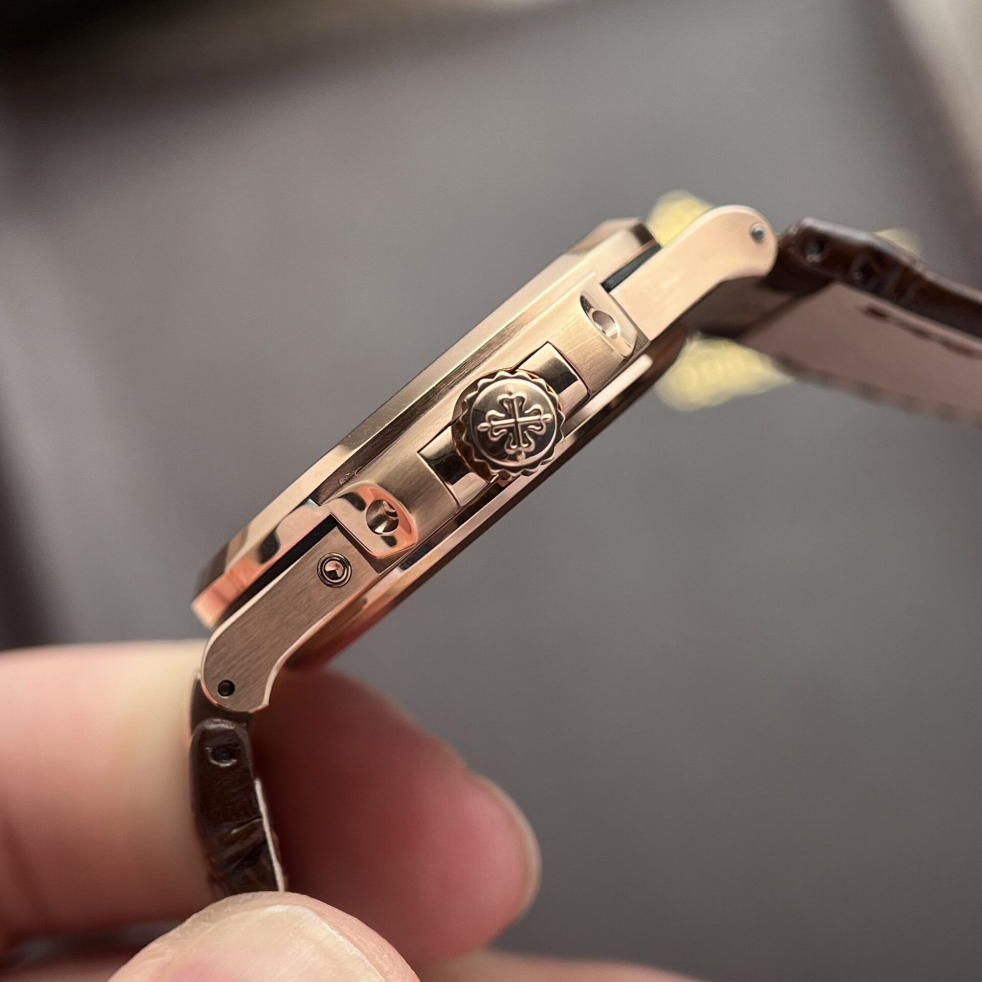 Patek Philippe Replica Watch Nautilus 5712R Brown Leather Strap GR Factory 40mm - Image 5