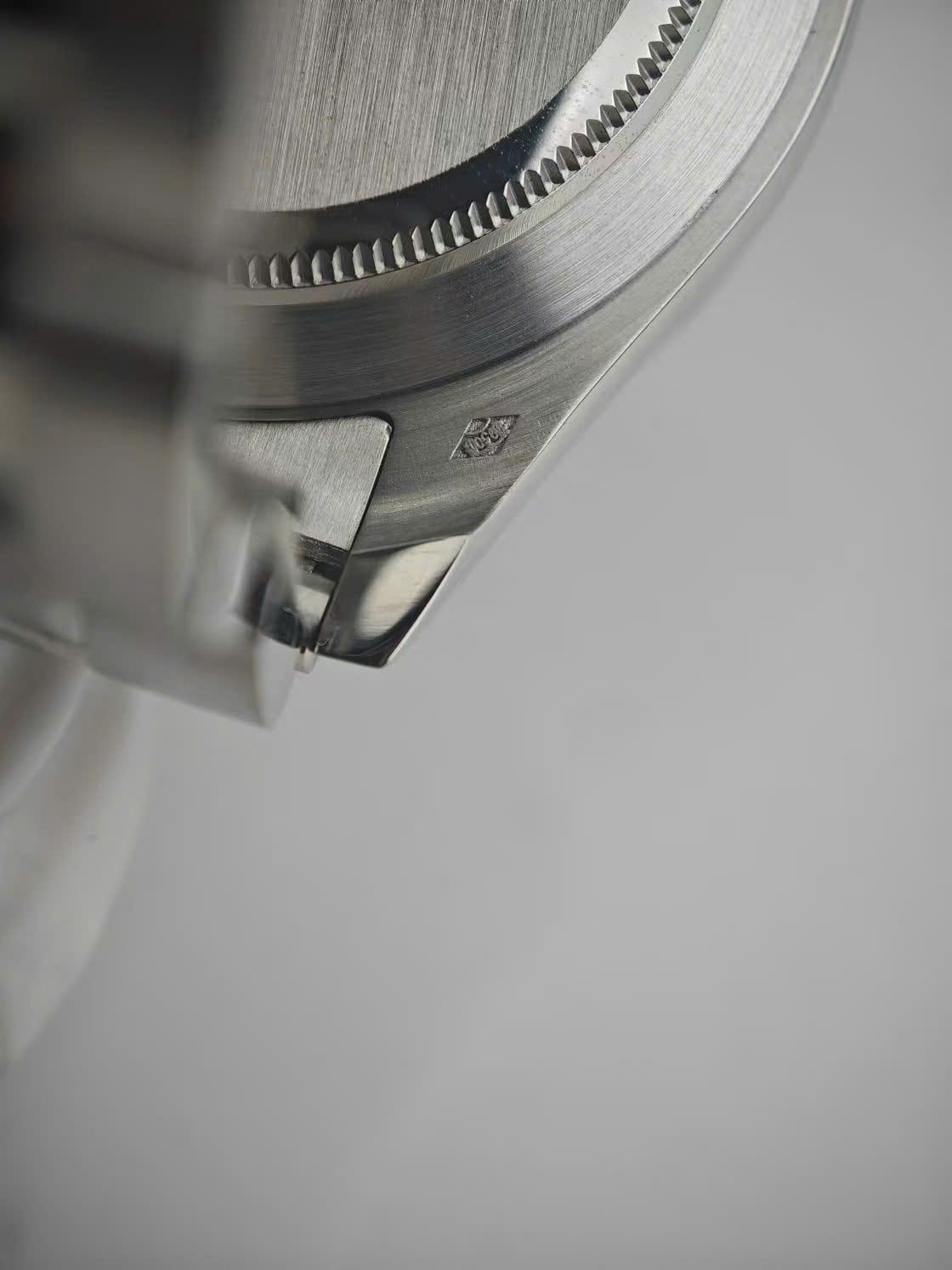 Rolex Cosmograph Daytona 116576TBR Super Clone Watch Platinum PT950 + Diamonds Custom 40mm - Image 14
