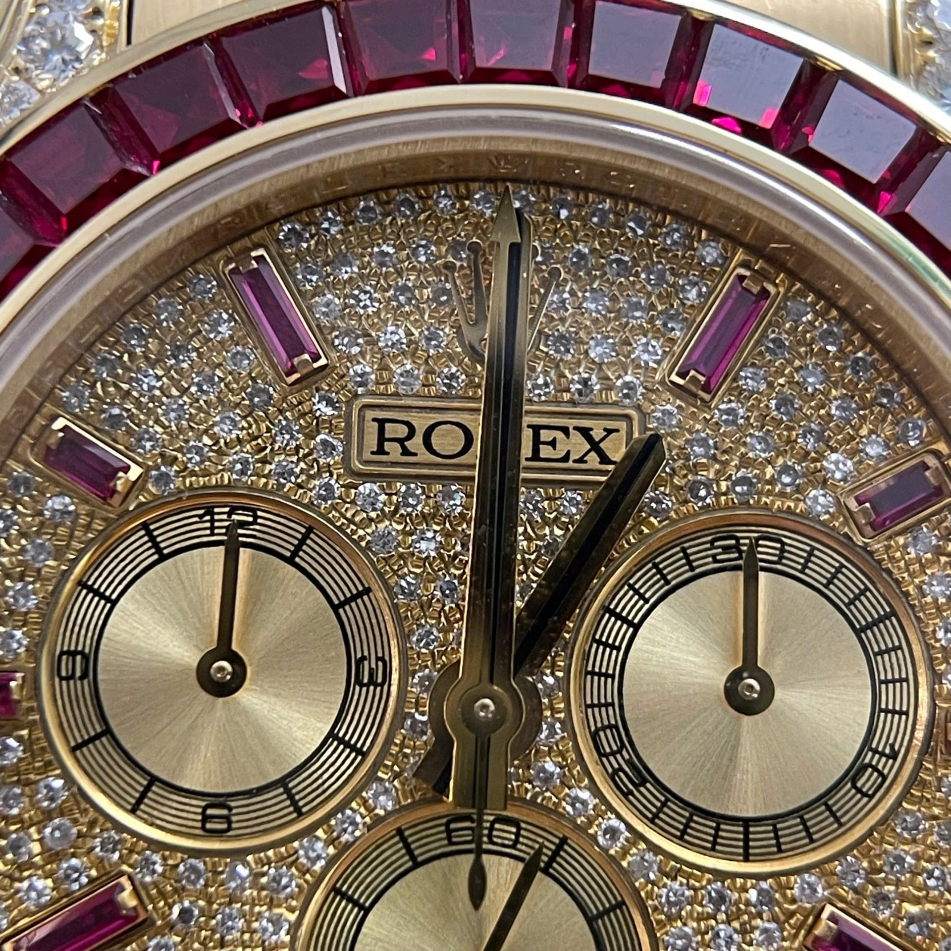 Rolex Cosmograph Daytona 126598TRU Super Clone18K Solid Gold + Ruby + Natural Diamonds 40mm - Image 5