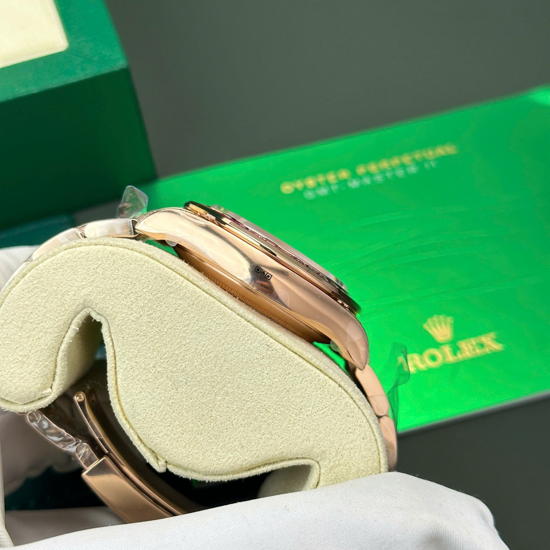 Rolex Cosmograph Daytona 116595 Rainbow Super Clone Watch BT Factory 40mm - Image 10