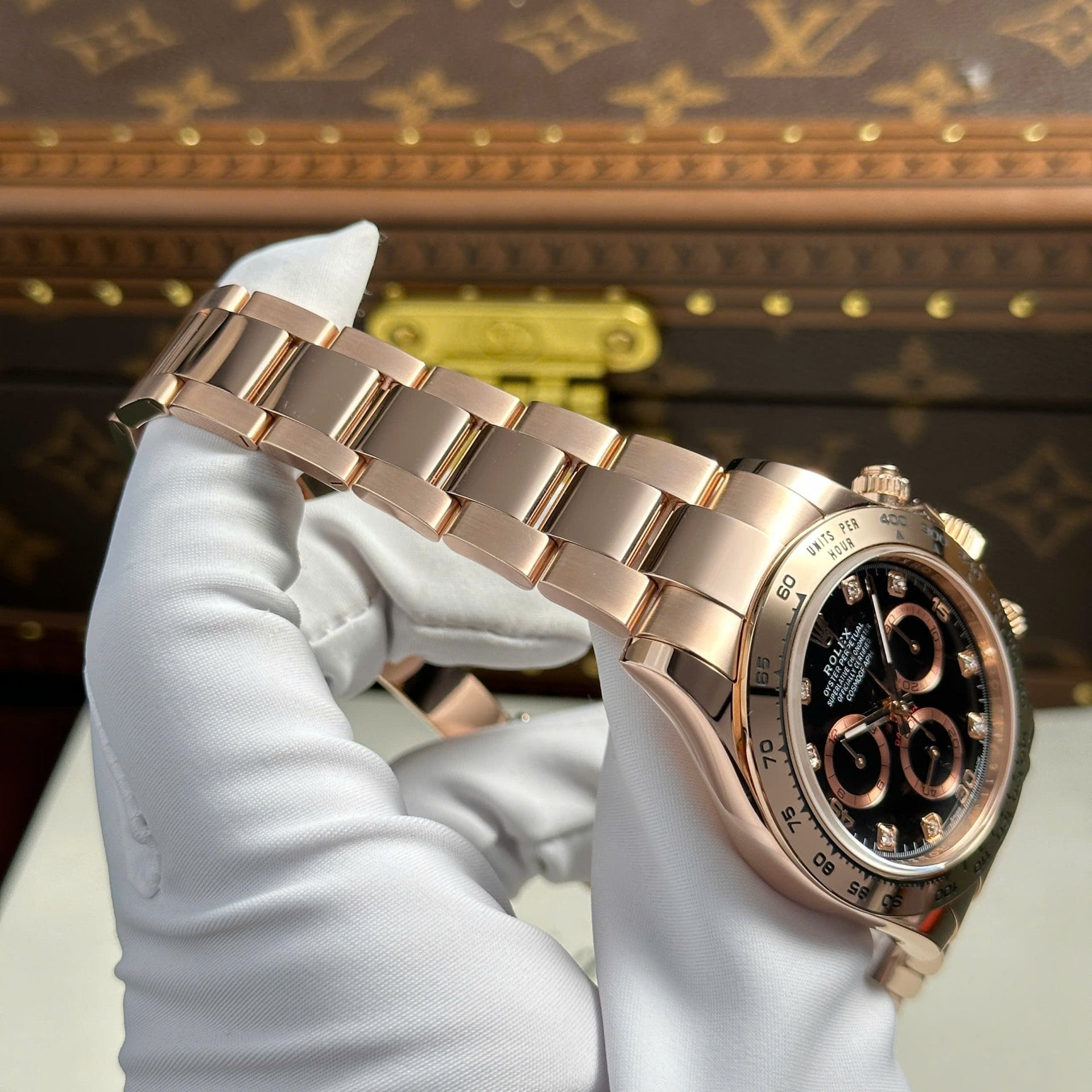 Rolex Cosmograph Daytona Dial Black Custom Gold Wrapped Super Clone Watch 40mm - Image 7