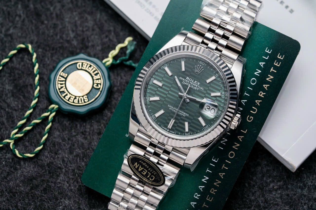 Rolex DateJust 126334 Super Clone Watch Green Dial Jubilee Strap Clean 41mm
