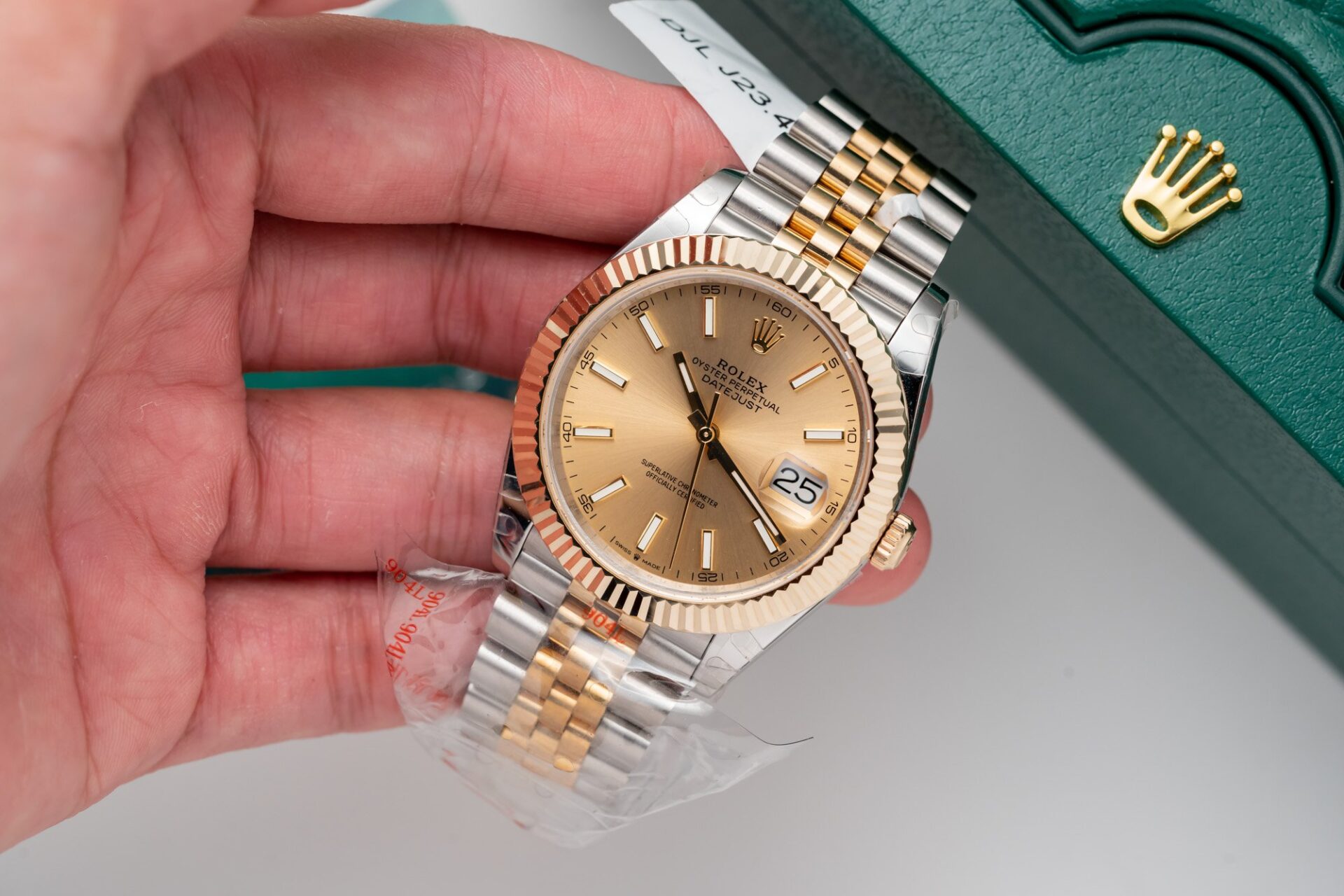 Rolex DateJust Super Clone Watch Jubilee Strap Gold Wrapped GM Factory 41mm - Image 4