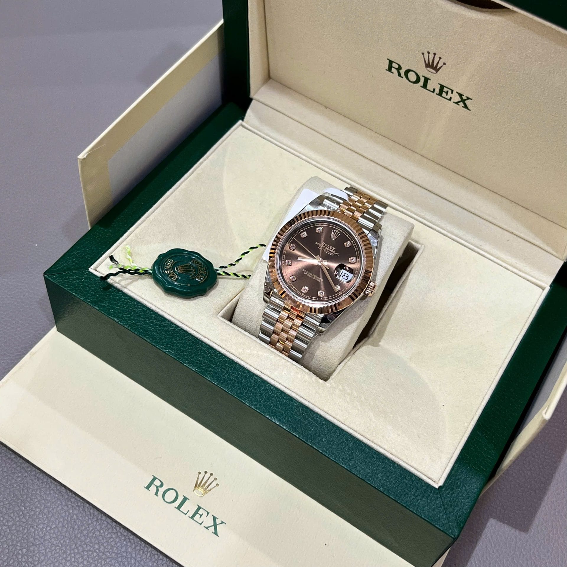 Rolex DateJust Dial Chocolate Super Clone Watch Custom Gold Wrapped GM Factory 41mm - Image 4