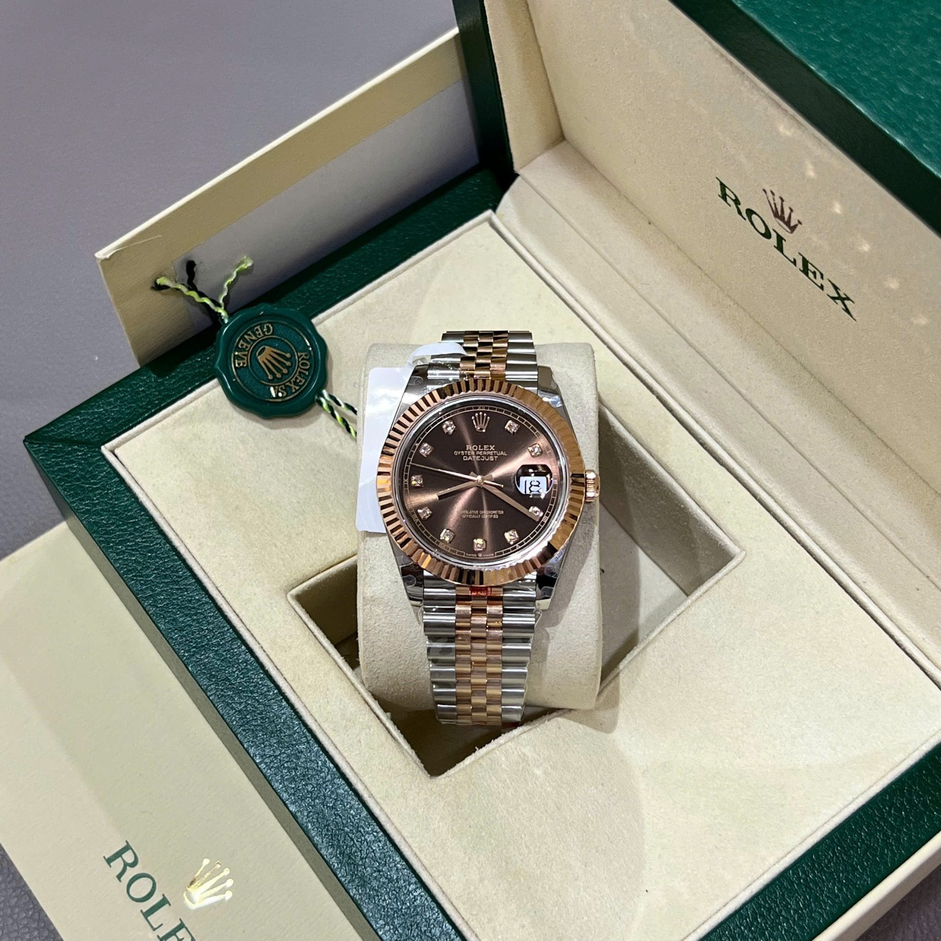 Rolex DateJust Dial Chocolate Super Clone Watch Custom Gold Wrapped GM Factory 41mm - Image 2