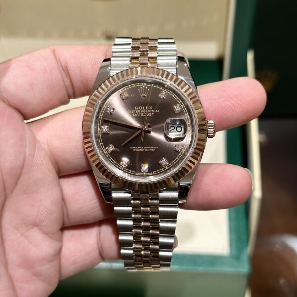 Dong Ho Rolex DateJust Mat So Chocolate Super Fake 11 EW 41mm 2 scaled 1