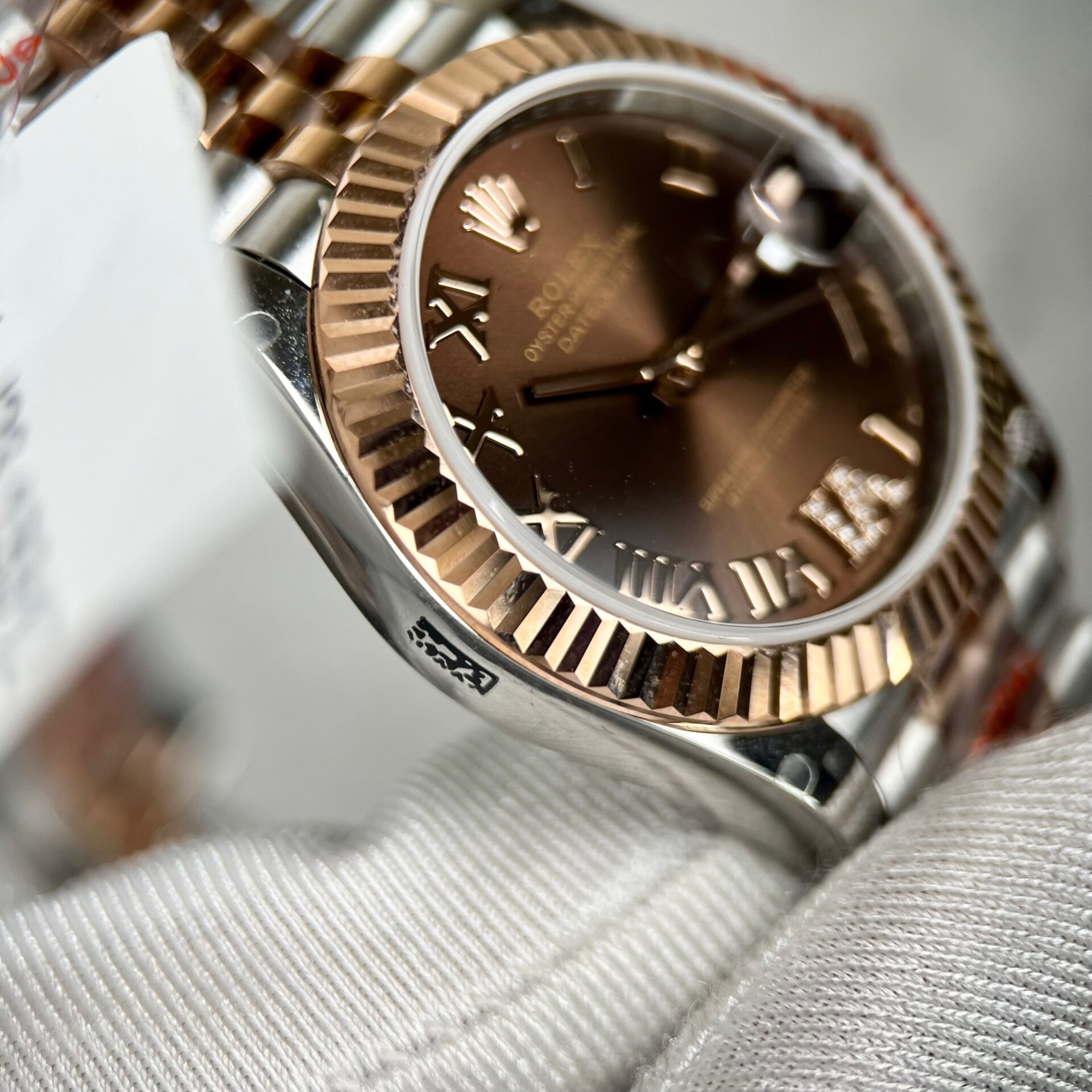 Rolex DateJust Super Clone Watch Gold Wrapped Chocolate Dial GM 31mm - Image 4