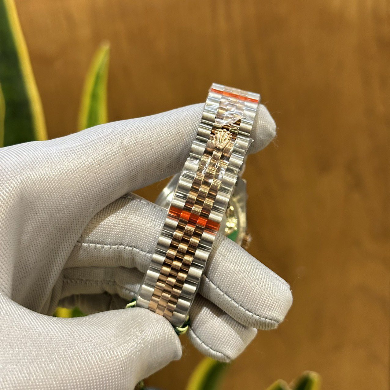 Rolex DateJust Women’s Super Clone With Diamonds Chocolate Dial 31mm - Image 5