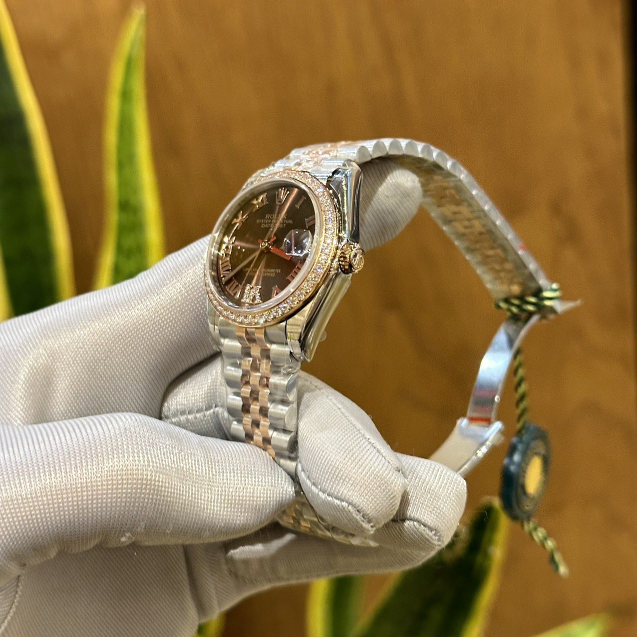 Rolex DateJust Women’s Super Clone With Diamonds Chocolate Dial 31mm - Image 3