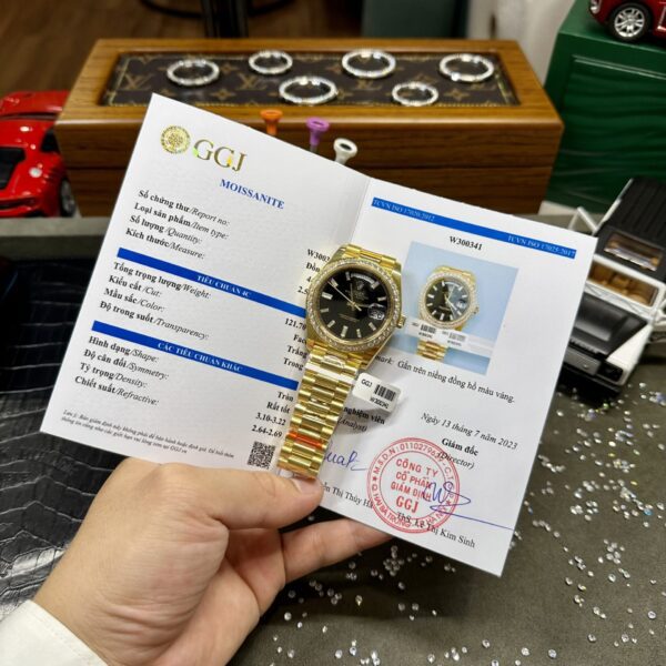 Dong Ho Rolex Day Date Dinh Kim Cuong Moissanite Mat Den 40mm 2 scaled 1
