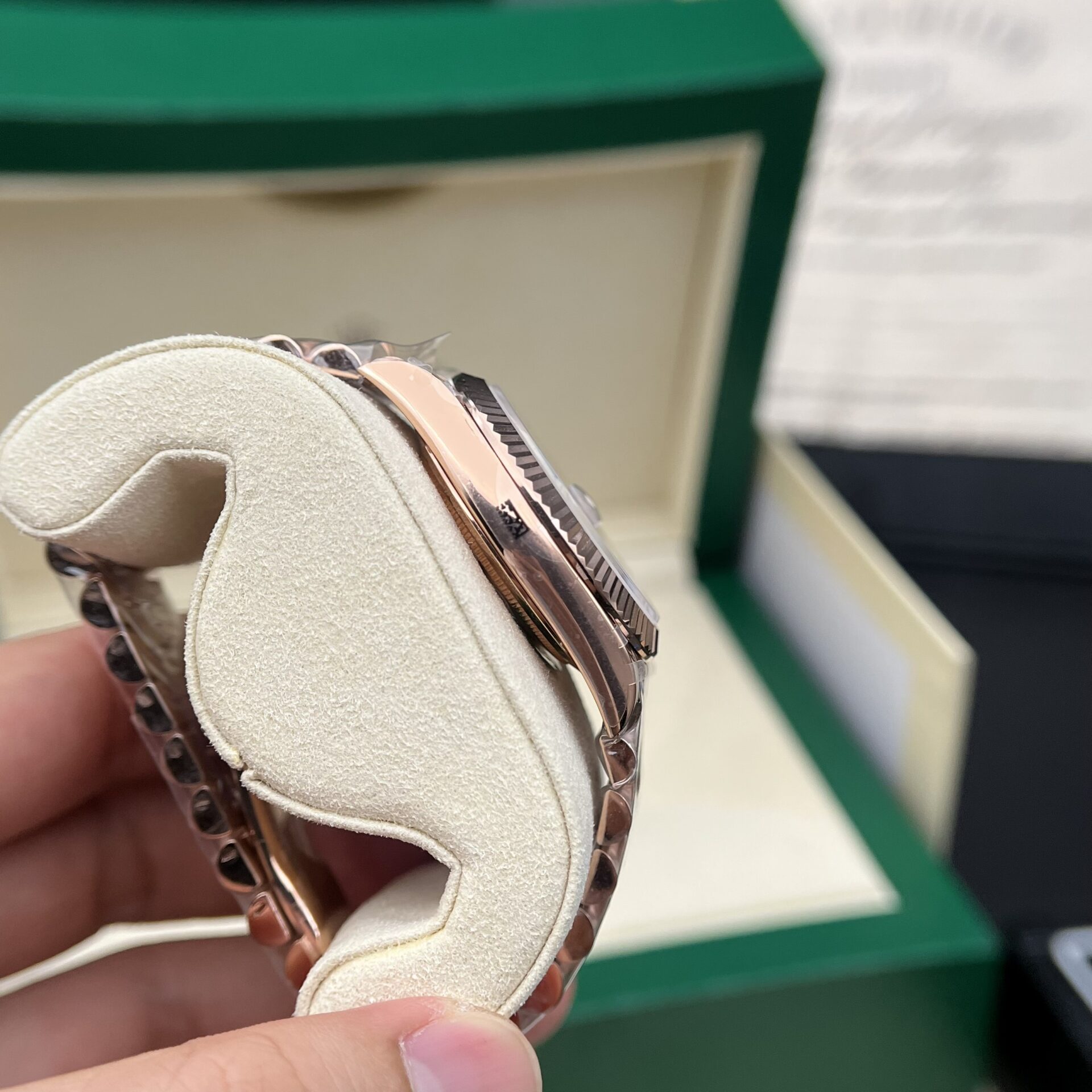 Rolex Day-Date Full Diamond Dial Super Clone Watch GM Factory 40mm - Image 5