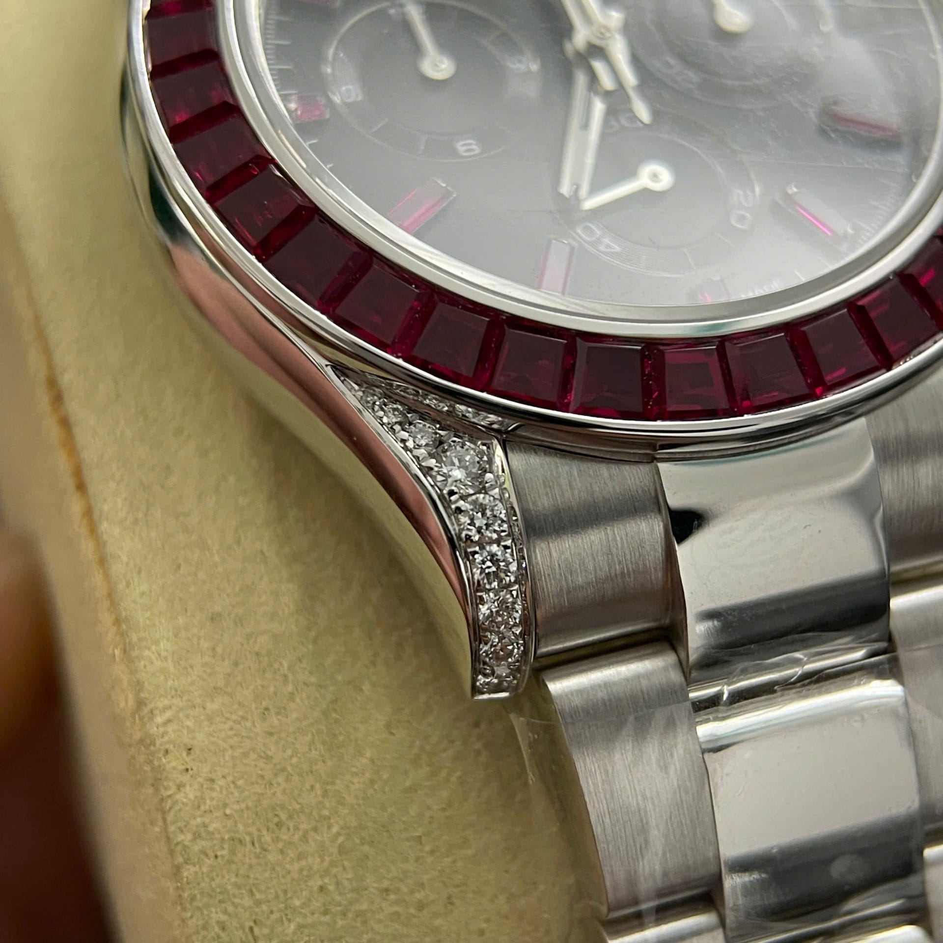 Rolex Daytona 126599TRU Super Clone Watch 18K Solid Gold + Natural Ruby + Natural Diamonds Custom 40mm - Image 6