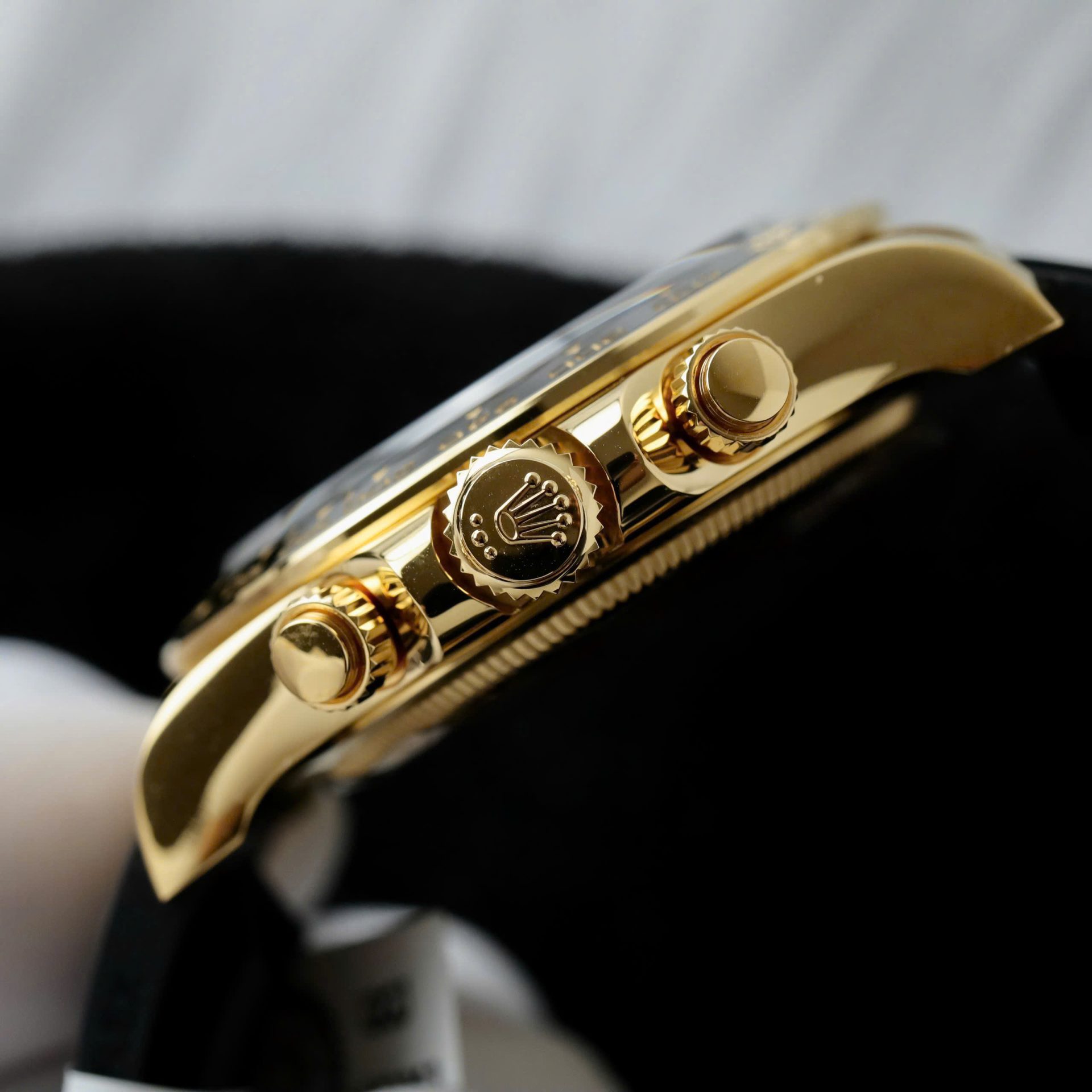 Rolex Daytona Super Clone Watch Custom 18K Gold Wrapped Movement Calibre 4131 40mm - Image 9