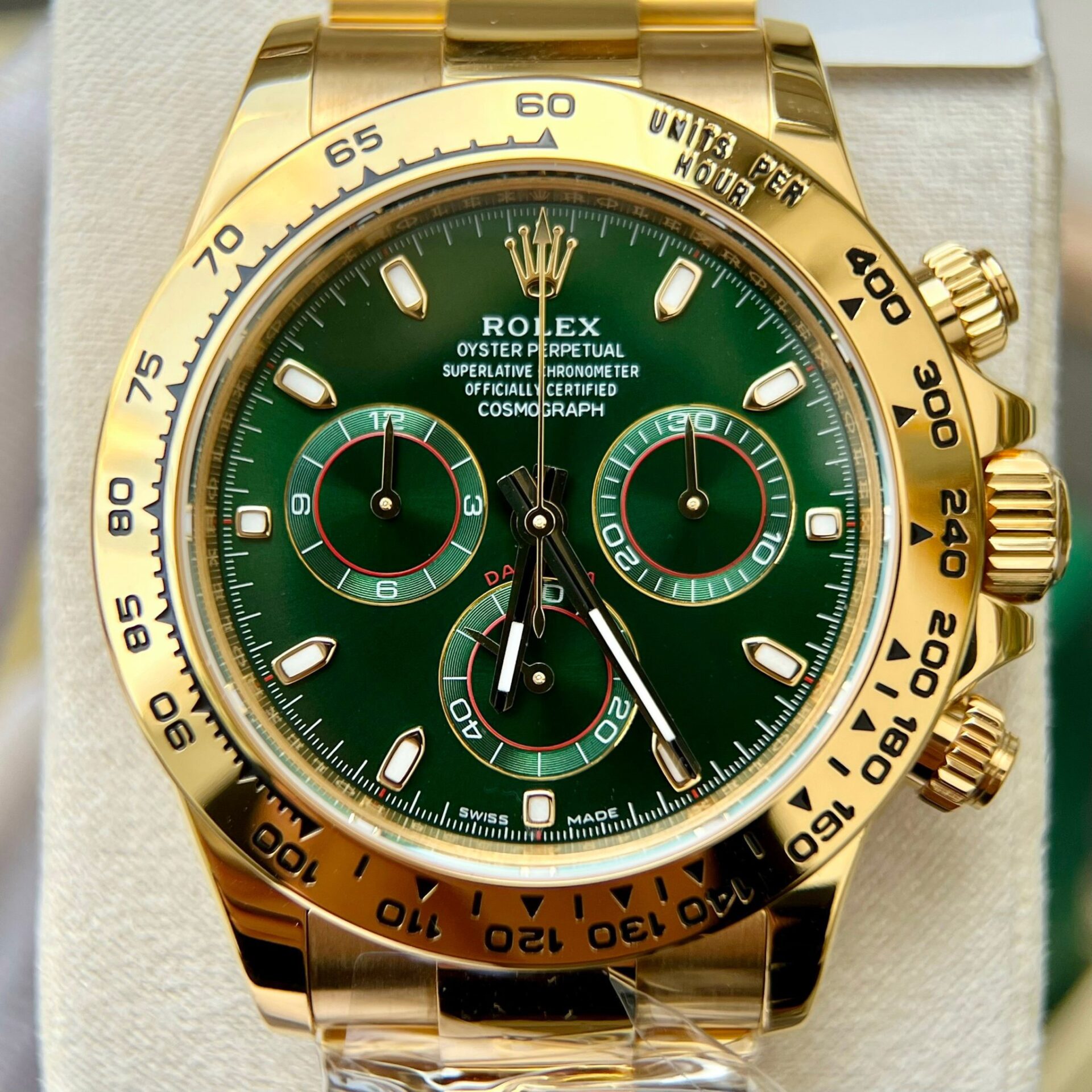 Rolex Daytona Loki Gold Wrapped Highest Quality Super Clone Watch 40mm - Image 4
