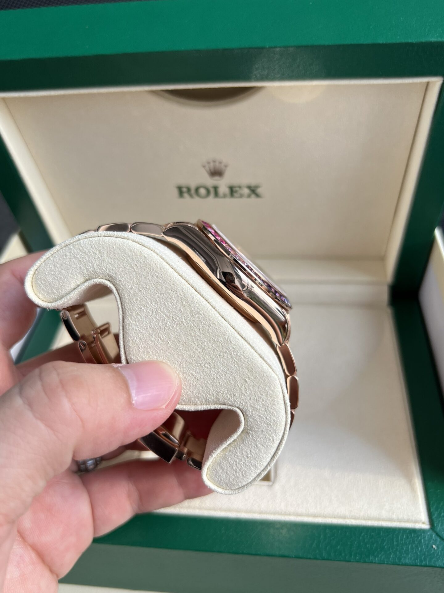 Rolex Daytona Rainbow Super Clone Watch Gold Wrapped Moissanite TW 40mm - Image 7