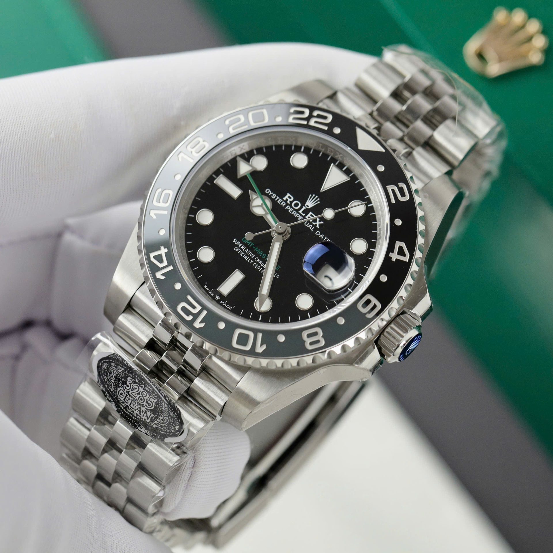 Rolex GMT-Master II 126710GRNR Super Clone Watch Black Dial Clean Factory 41mm - Image 2