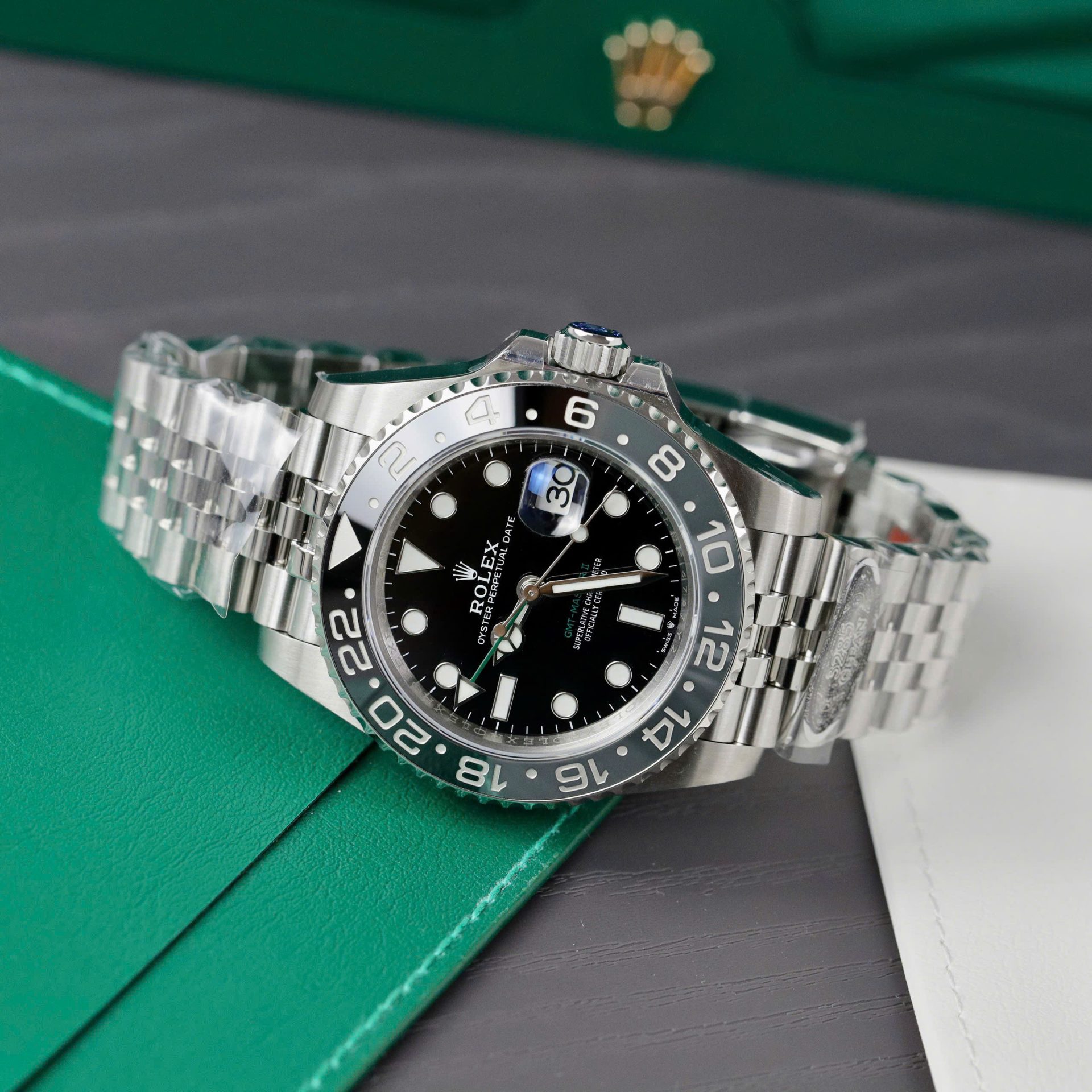 Rolex GMT-Master II 126710GRNR Super Clone Watch Black Dial Clean Factory 41mm - Image 4