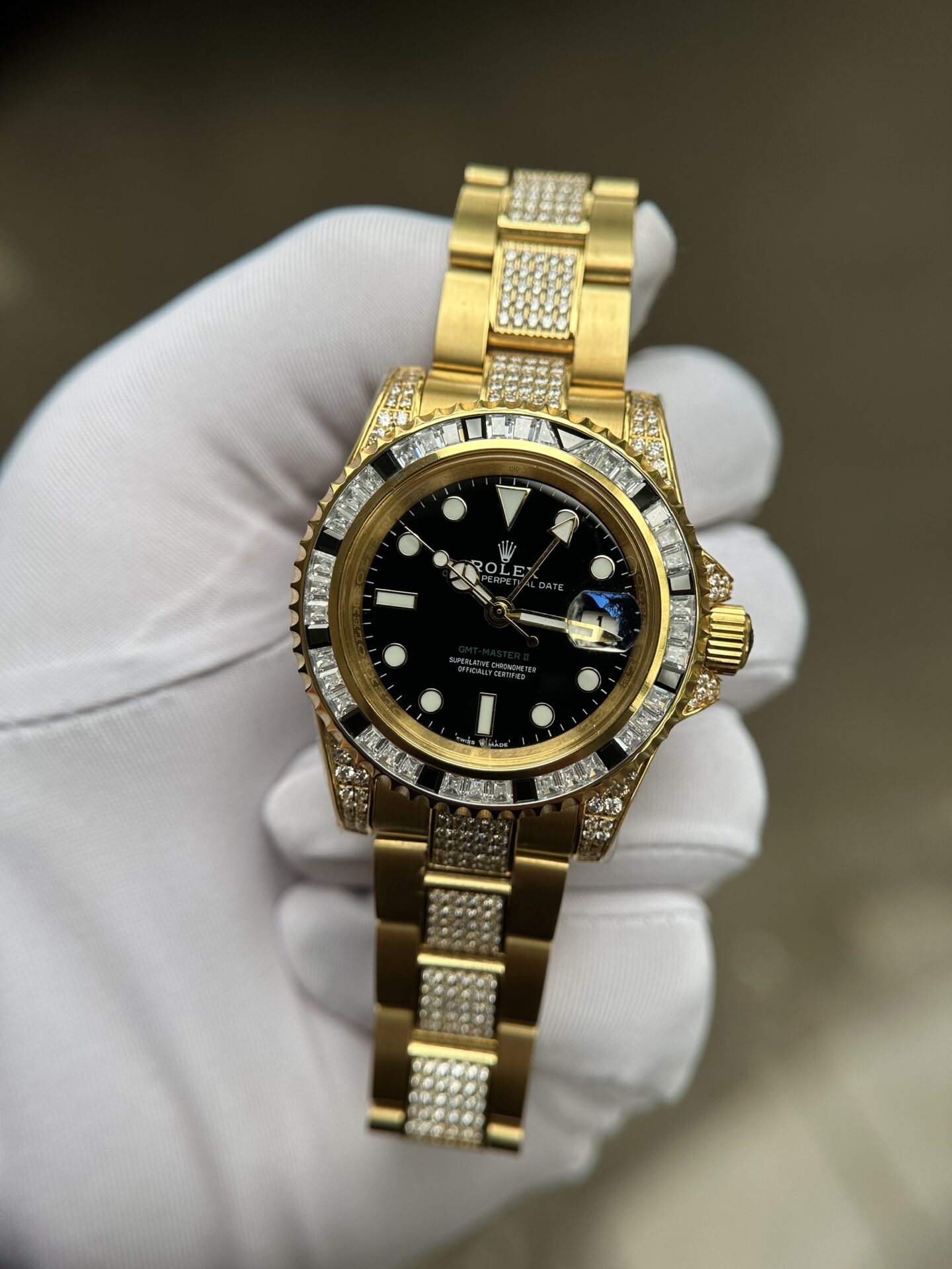 Rolex GMT-Master II Super Clone 1:1 Watch With Full Diamond Black Dial 40mm - Image 3