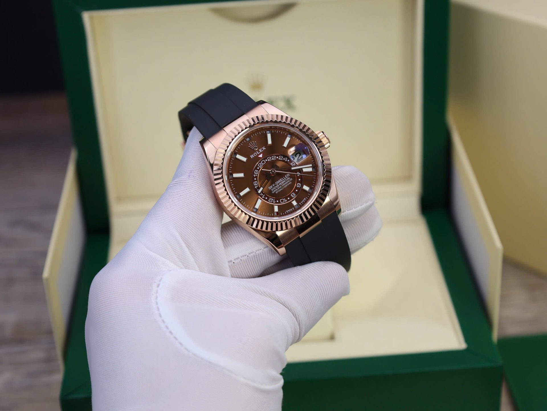 Rolex Sky-Dweller M336235 Custom Gold Wrapped Chocolate Dial 42mm Super Clone - Image 4